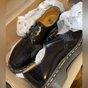 Dr. Martens 1461 Women’s Patent Oxford Shoes -authentic